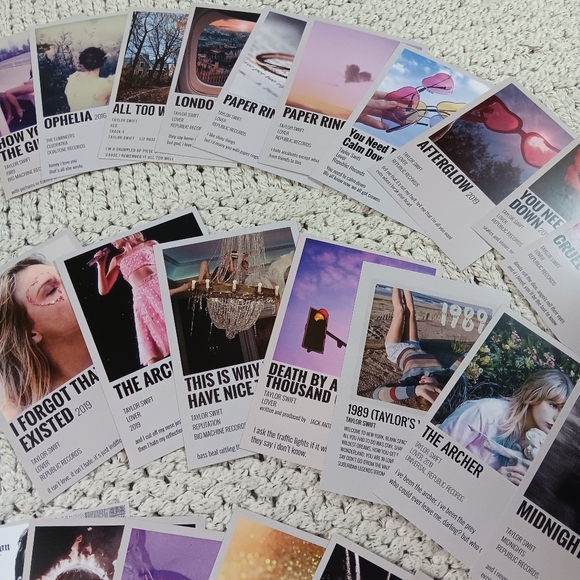 Taylor Swift Poster and 50 4x6 Photo Cards - Picture 6 of 6